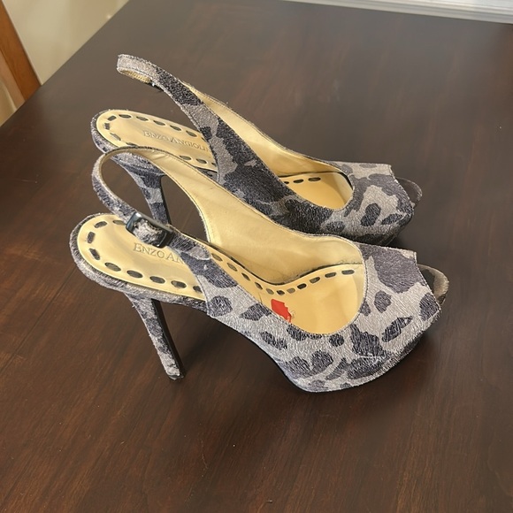 Enzo Angiolini Grey and Black Animal Print Slingback Platform 5” Heels Size 8 - Picture 7 of 16